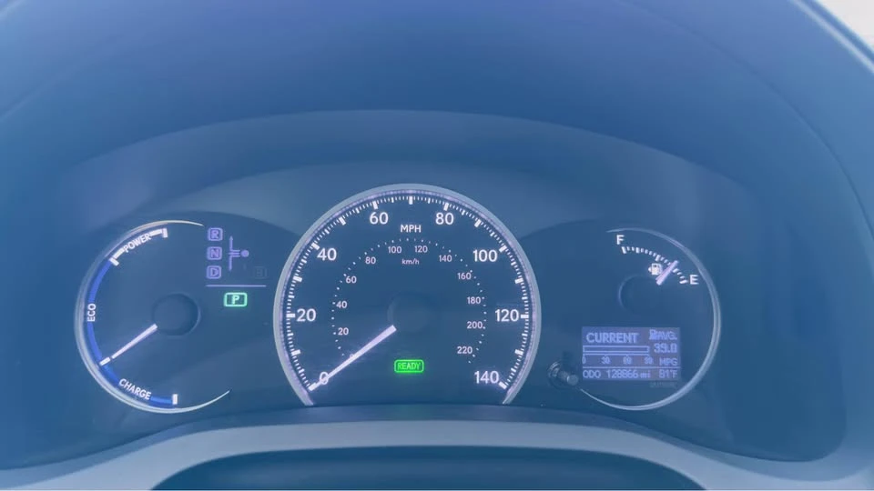 2015 Lexus CT - Image 14 of 15
