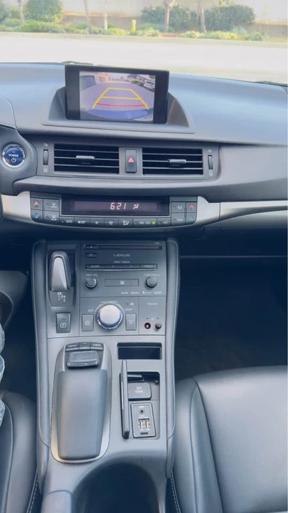 2015 Lexus CT - Image 15 of 15