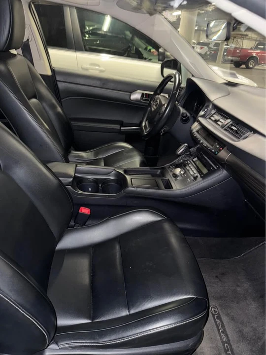 2015 Lexus CT - Image 4 of 7