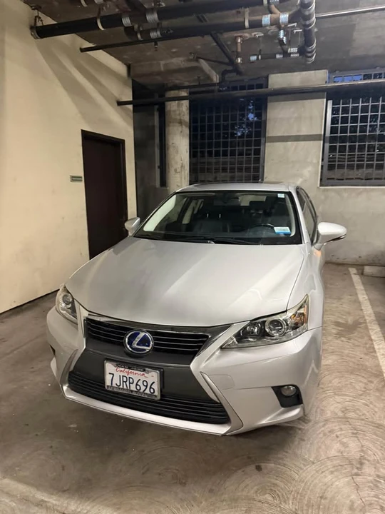 2015 Lexus CT - Image 3 of 7