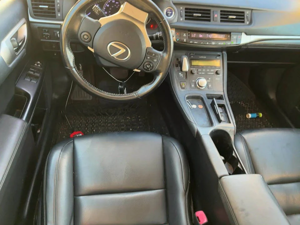 2015 Lexus CT - Image 7 of 8