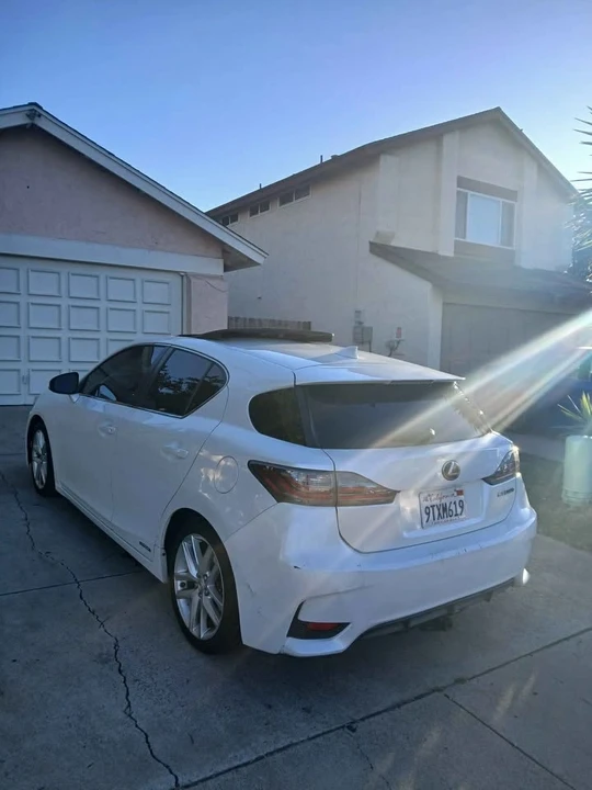 2015 Lexus CT - Image 5 of 20