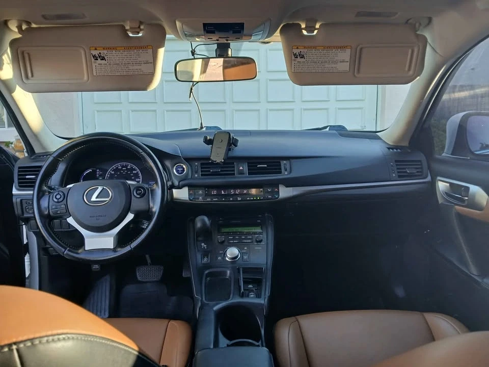 2015 Lexus CT - Image 20 of 20