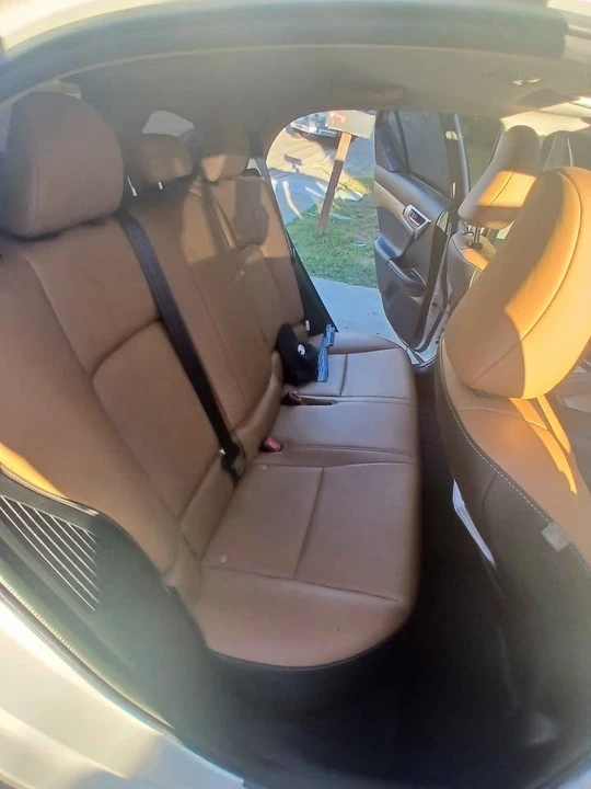 2015 Lexus CT - Image 17 of 20
