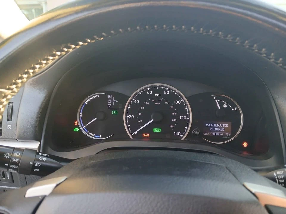 2015 Lexus CT - Image 18 of 20