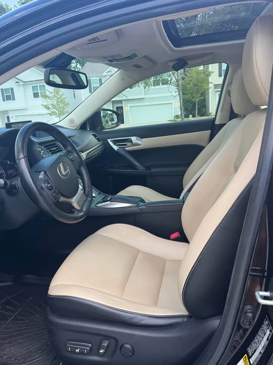 2015 Lexus CT - Image 7 of 12