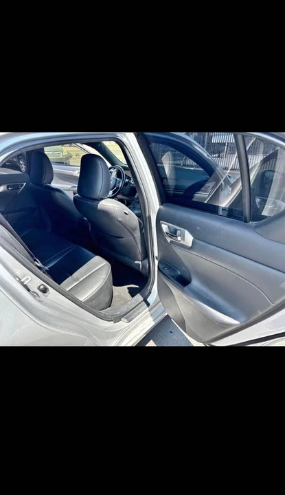 2015 Lexus CT - Image 11 of 15