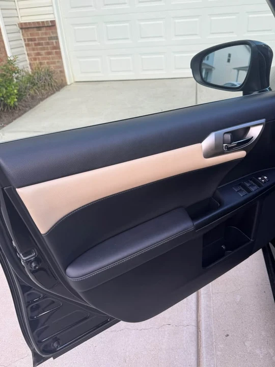 2015 Lexus CT - Image 11 of 12