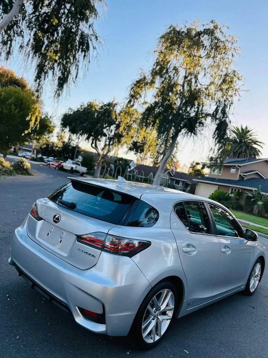 2015 Lexus CT - Image 20 of 20