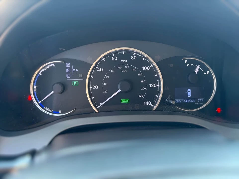2015 Lexus CT - Image 14 of 17