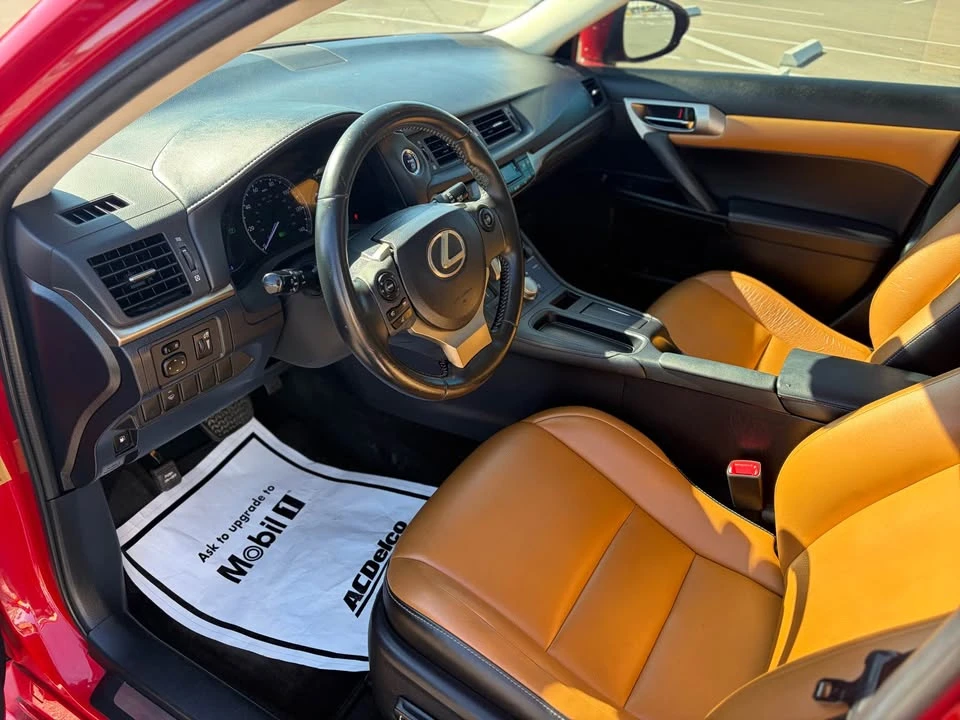 2015 Lexus CT - Image 5 of 17