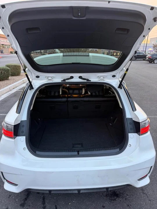 2015 Lexus CT - Image 3 of 5