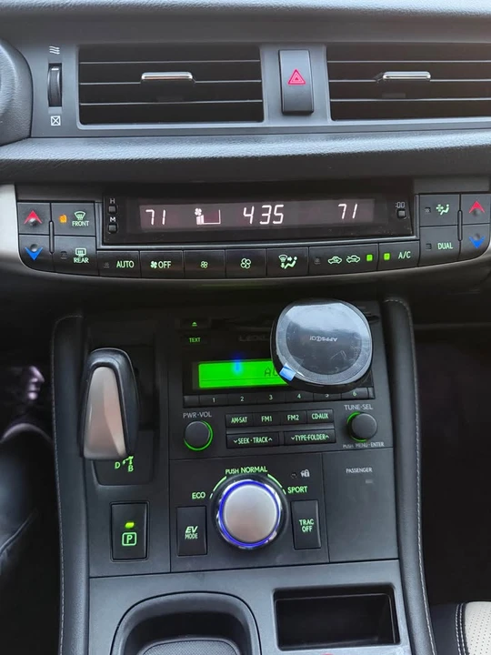 2015 Lexus CT - Image 5 of 5