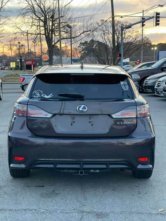 2015 Lexus CT - Image 2 of 20