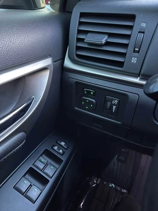 2015 Lexus CT - Image 18 of 20