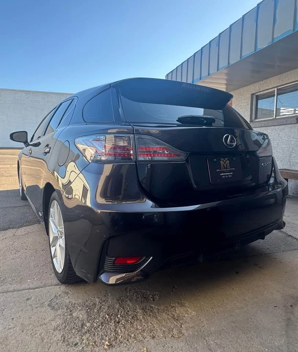 2015 Lexus CT - Image 10 of 19