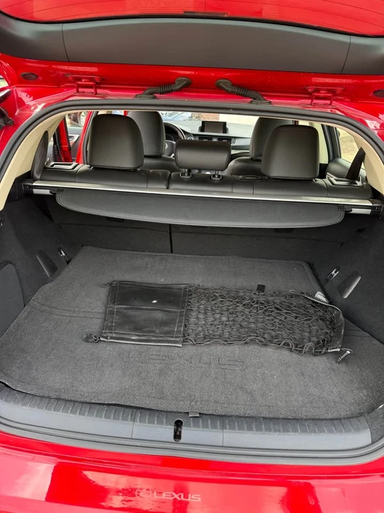 2015 Lexus CT - Image 11 of 12
