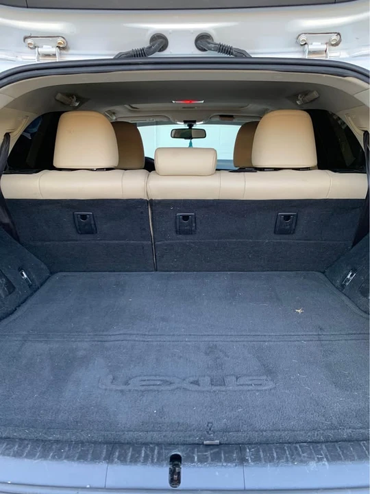 2015 Lexus CT - Image 11 of 13