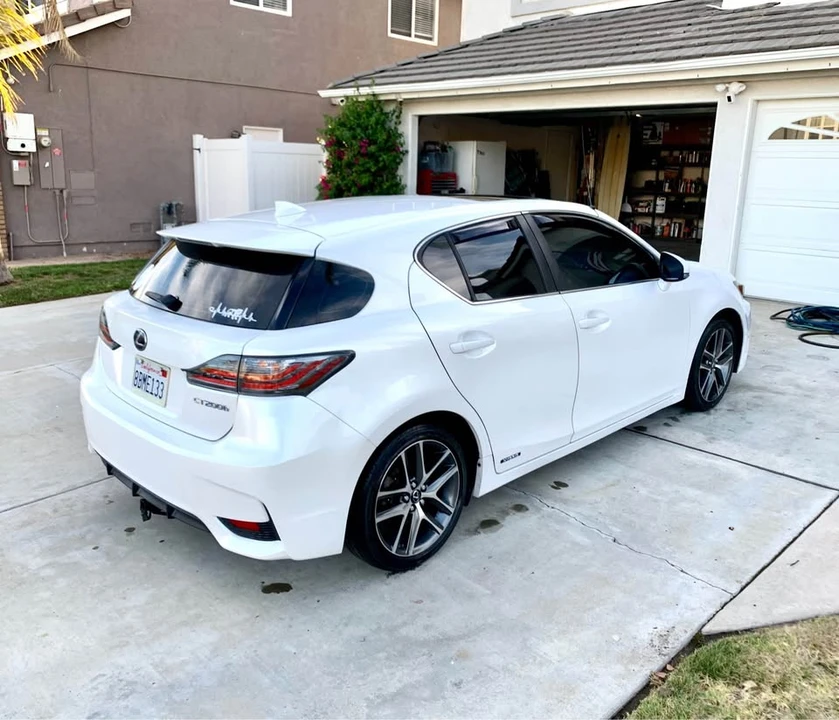 2015 Lexus CT - Image 7 of 13