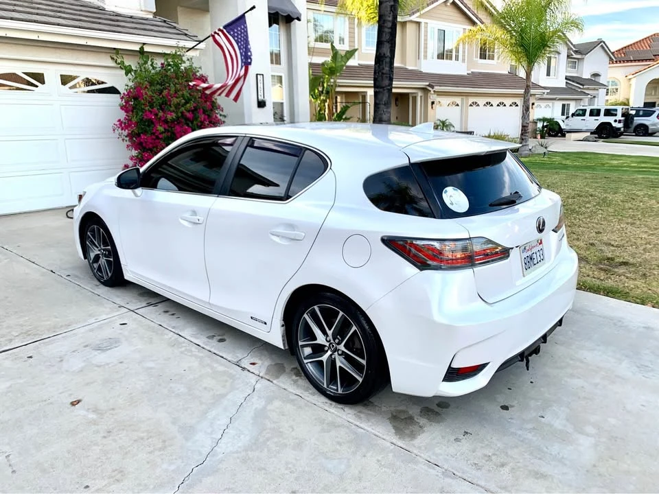 2015 Lexus CT - Image 5 of 13