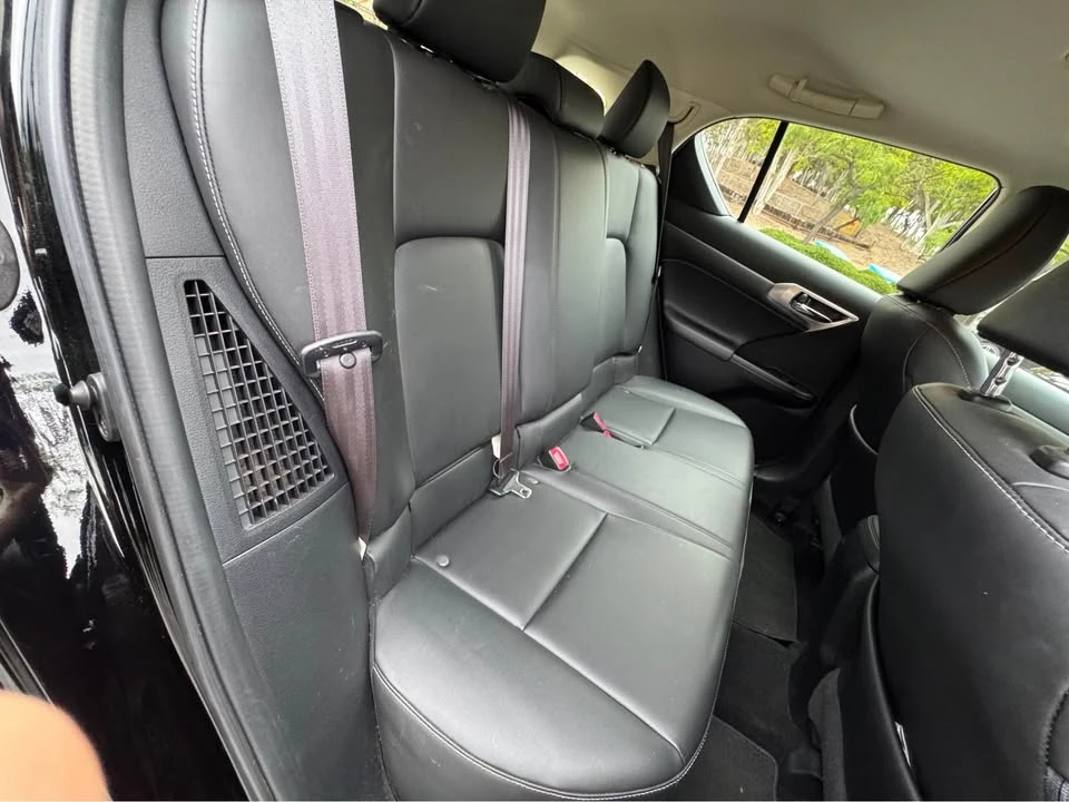 2015 Lexus CT - Image 10 of 13
