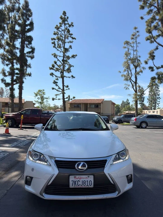 2015 Lexus CT - Image 3 of 10