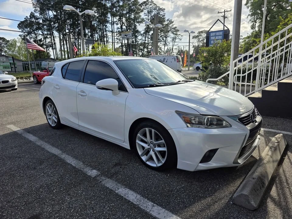 2015 Lexus CT - Image 2 of 7