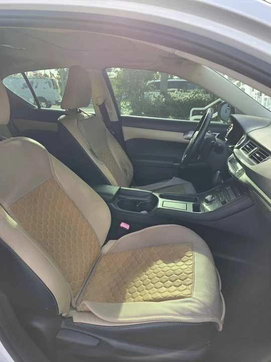 2015 Lexus CT - Image 6 of 7