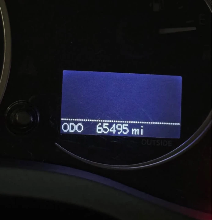2015 Lexus CT - Image 10 of 12