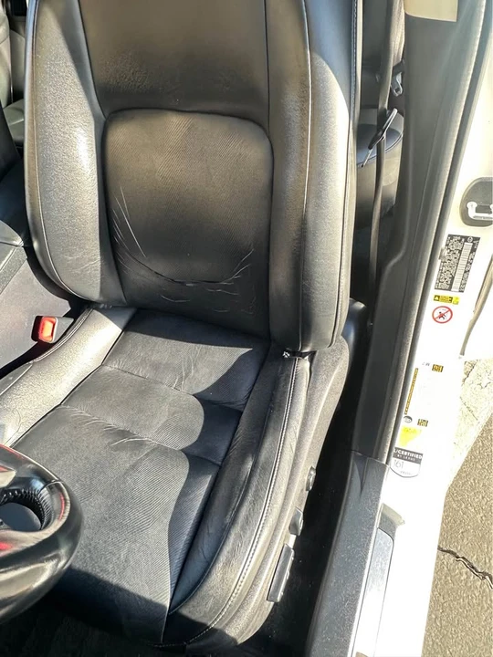 2015 Lexus CT - Image 14 of 16