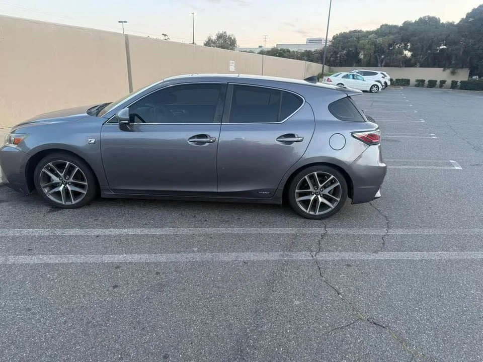 2015 Lexus CT - Image 4 of 16