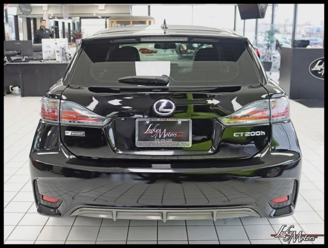 2015 Lexus CT - Image 11 of 12