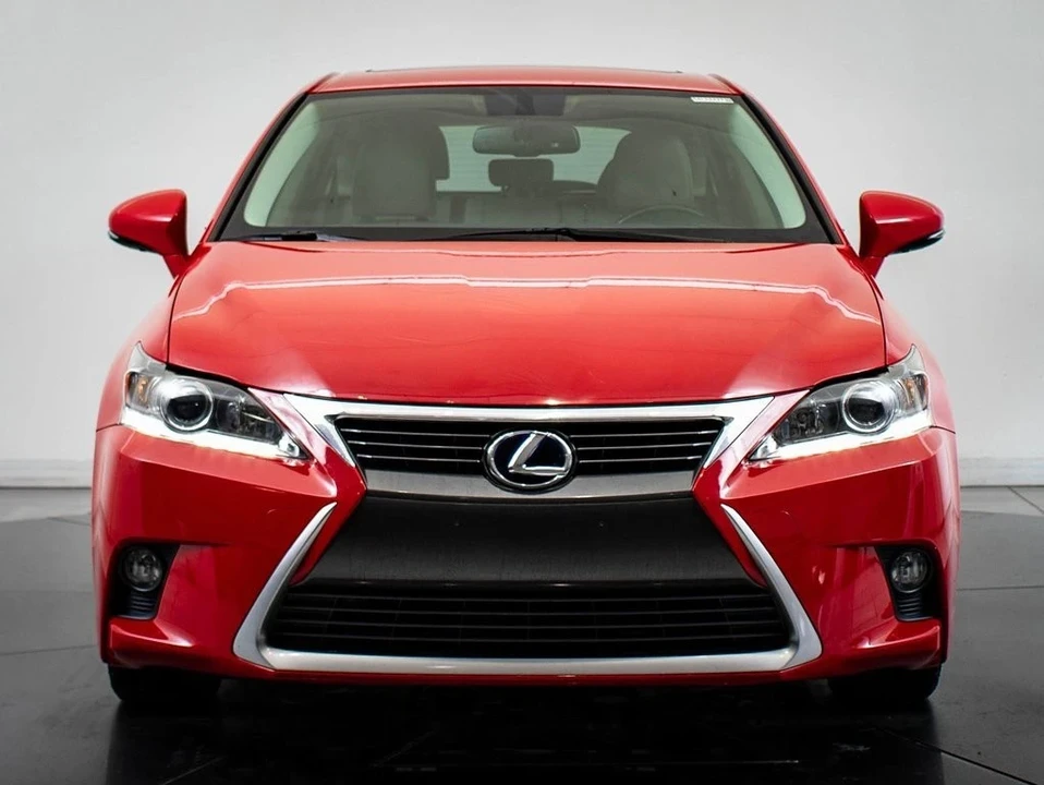 2015 Lexus CT - Image 2 of 21