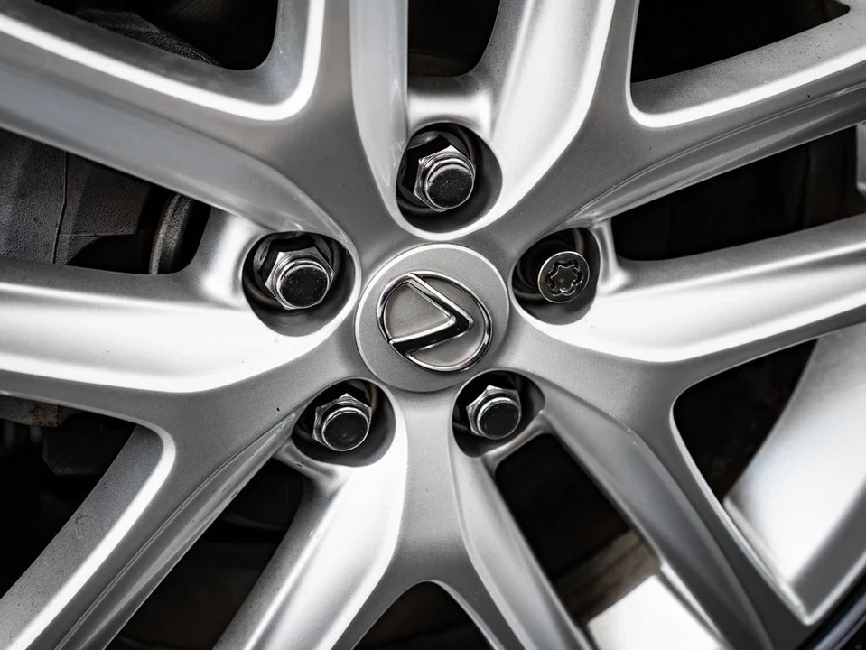 2015 Lexus CT - Image 8 of 21