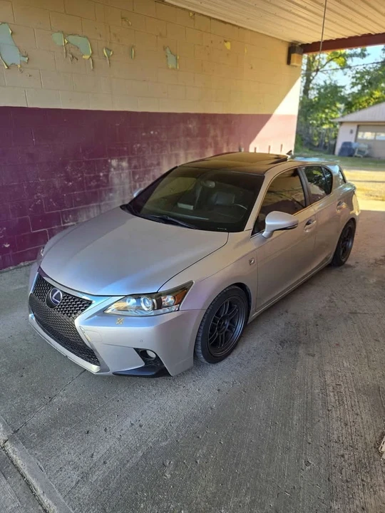 2015 Lexus CT - Image 7 of 14
