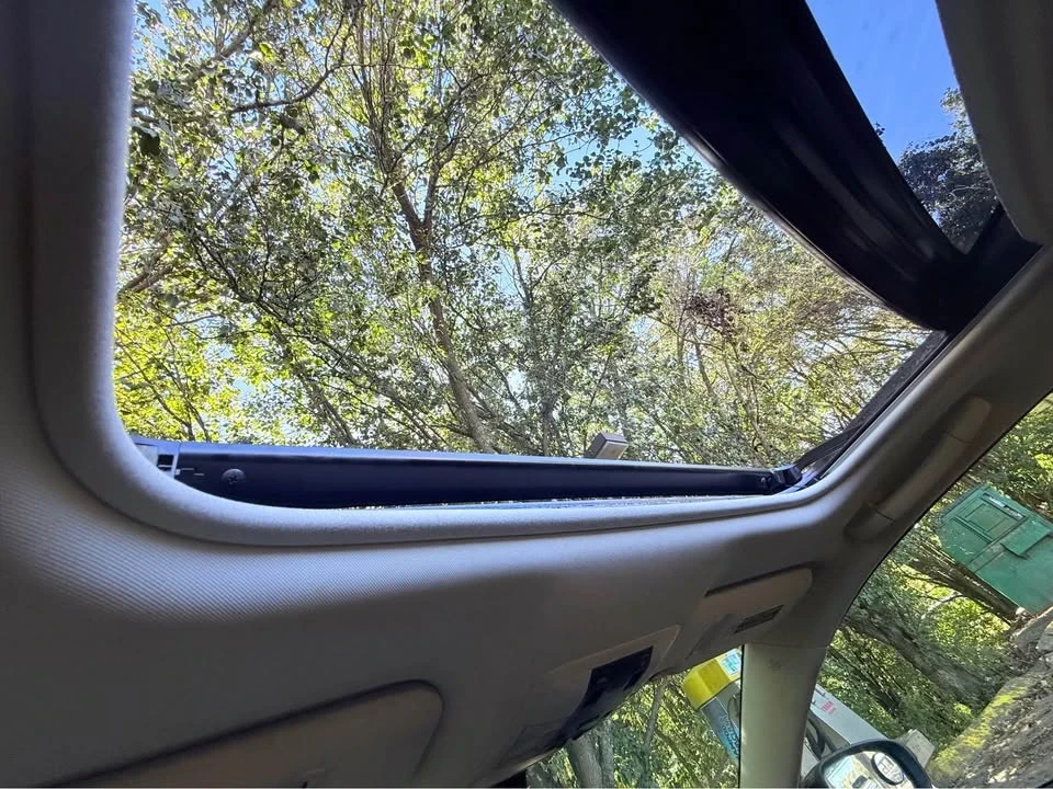 2015 Lexus CT - Image 18 of 19