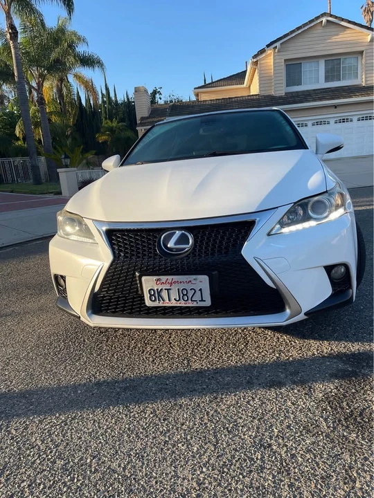 2015 Lexus CT - Image 3 of 17
