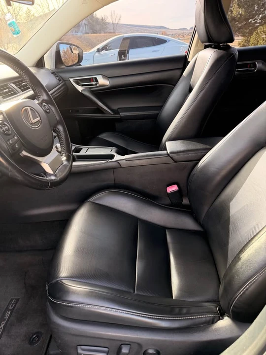2015 Lexus CT - Image 6 of 11