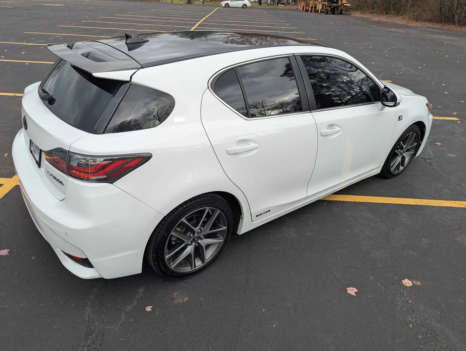 2015 Lexus CT - Image 3 of 17