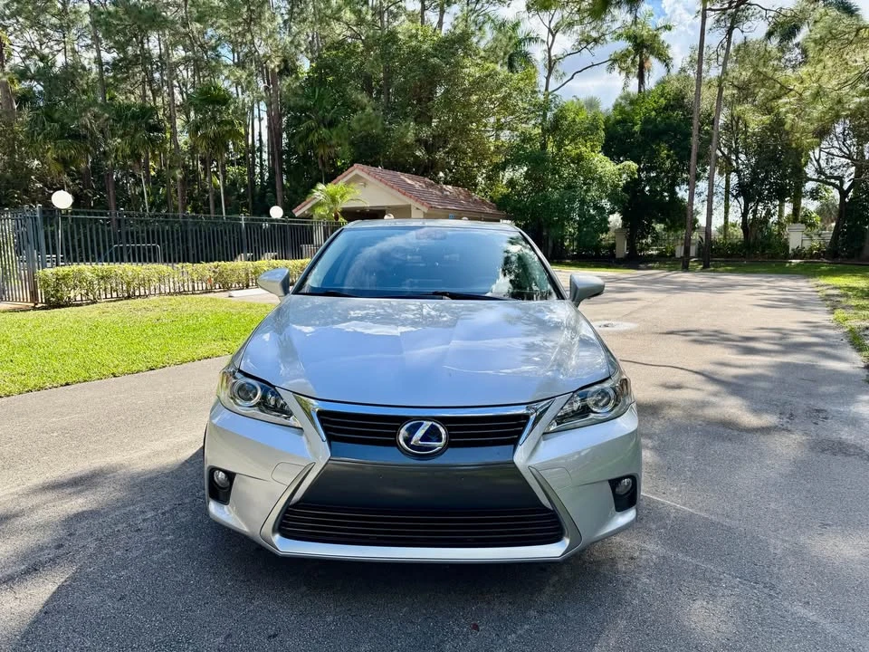 2015 Lexus CT - Image 3 of 15