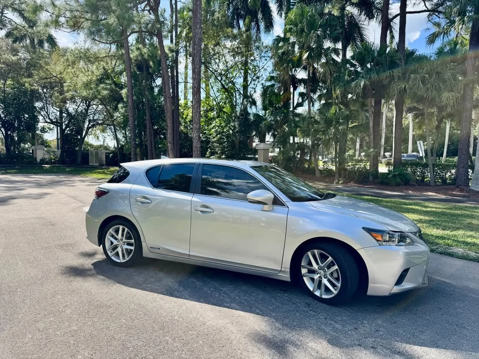 2015 Lexus CT - Image 6 of 15