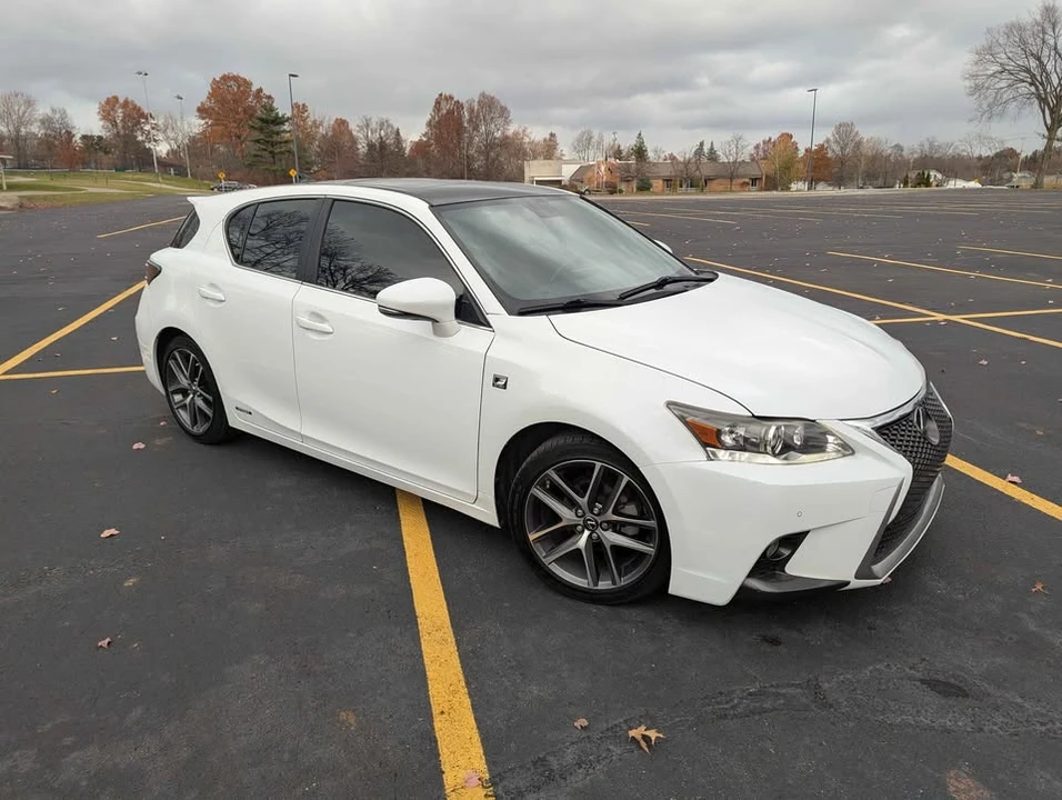 2015 Lexus CT - Image 3 of 14