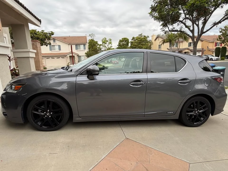 2015 Lexus CT - Image 3 of 14