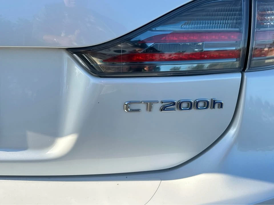 2015 Lexus CT - Image 6 of 15