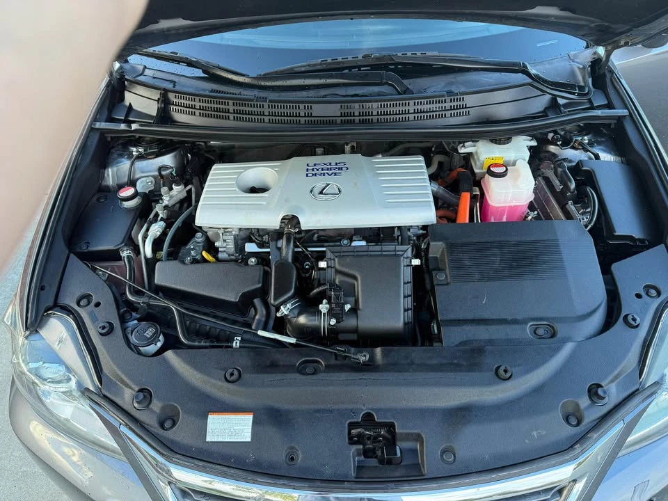 2015 Lexus CT - Image 11 of 13