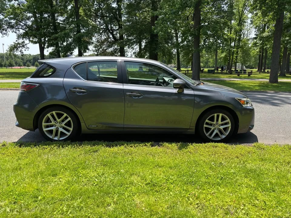 2015 Lexus CT - Image 4 of 10