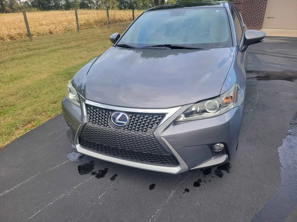 2015 Lexus CT - Image 10 of 13