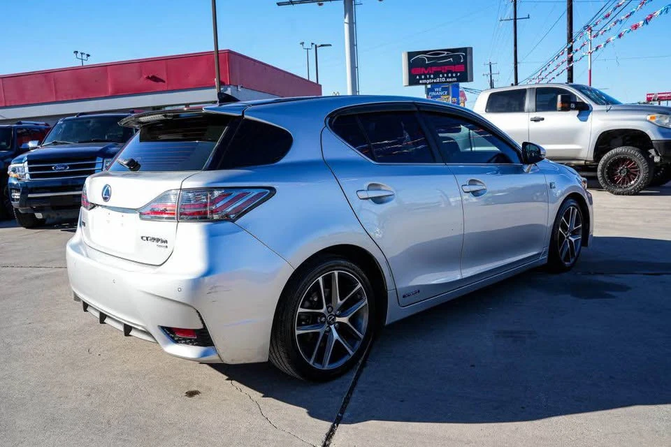 2015 Lexus CT - Image 15 of 15