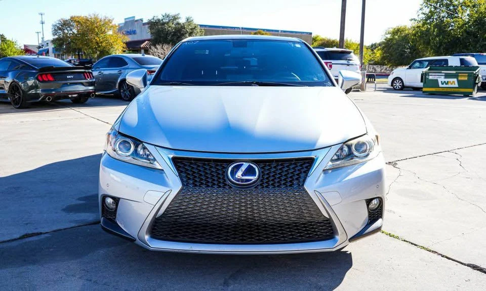 2015 Lexus CT - Image 3 of 15