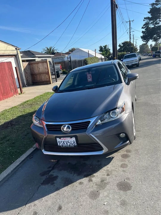 2015 Lexus CT - Image 2 of 9